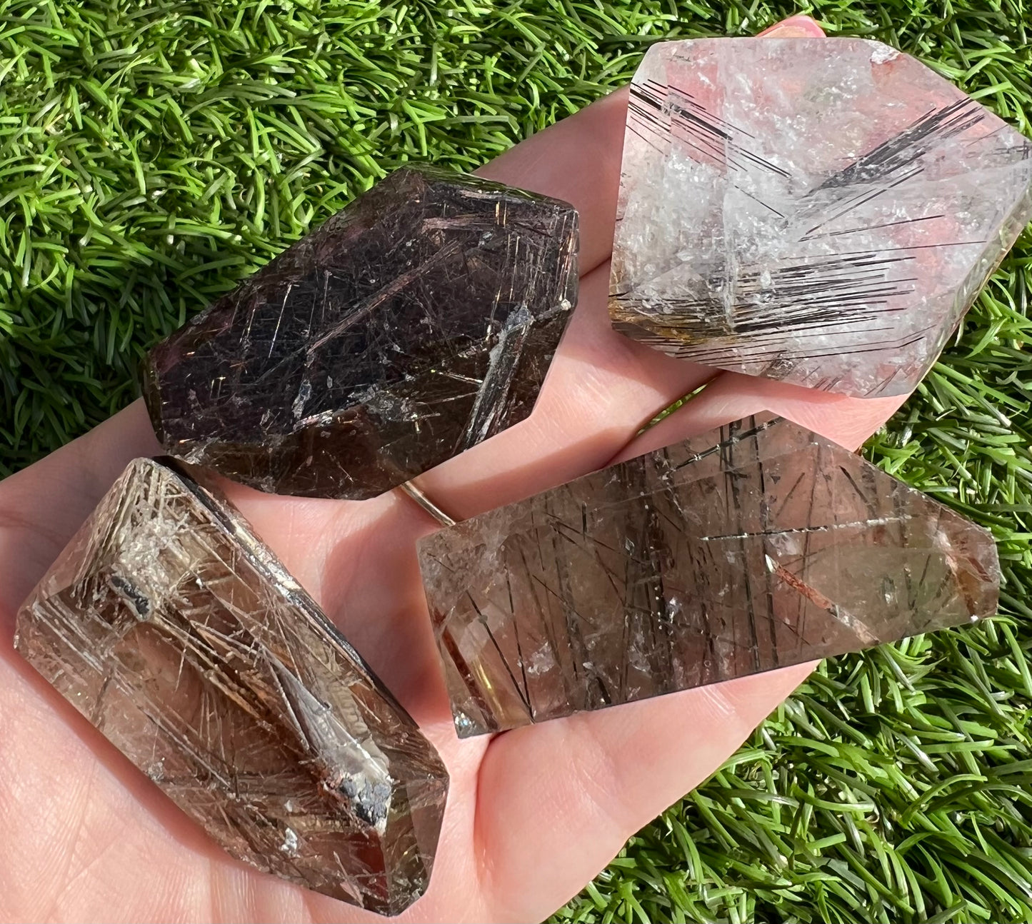 Clear quartz with rutile inclusions