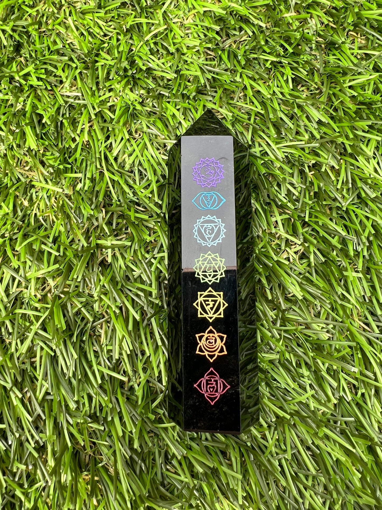 Obsidian chakra point