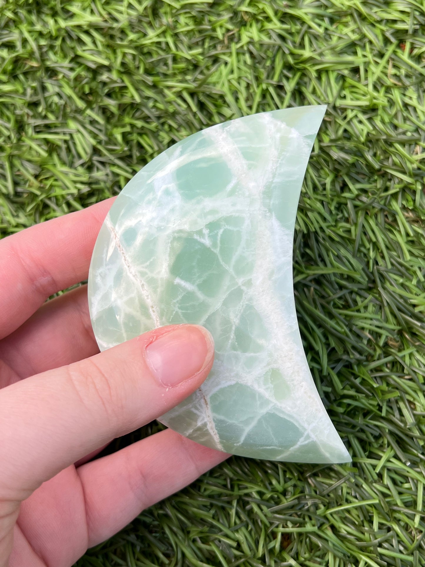 Pistachio calcite moons