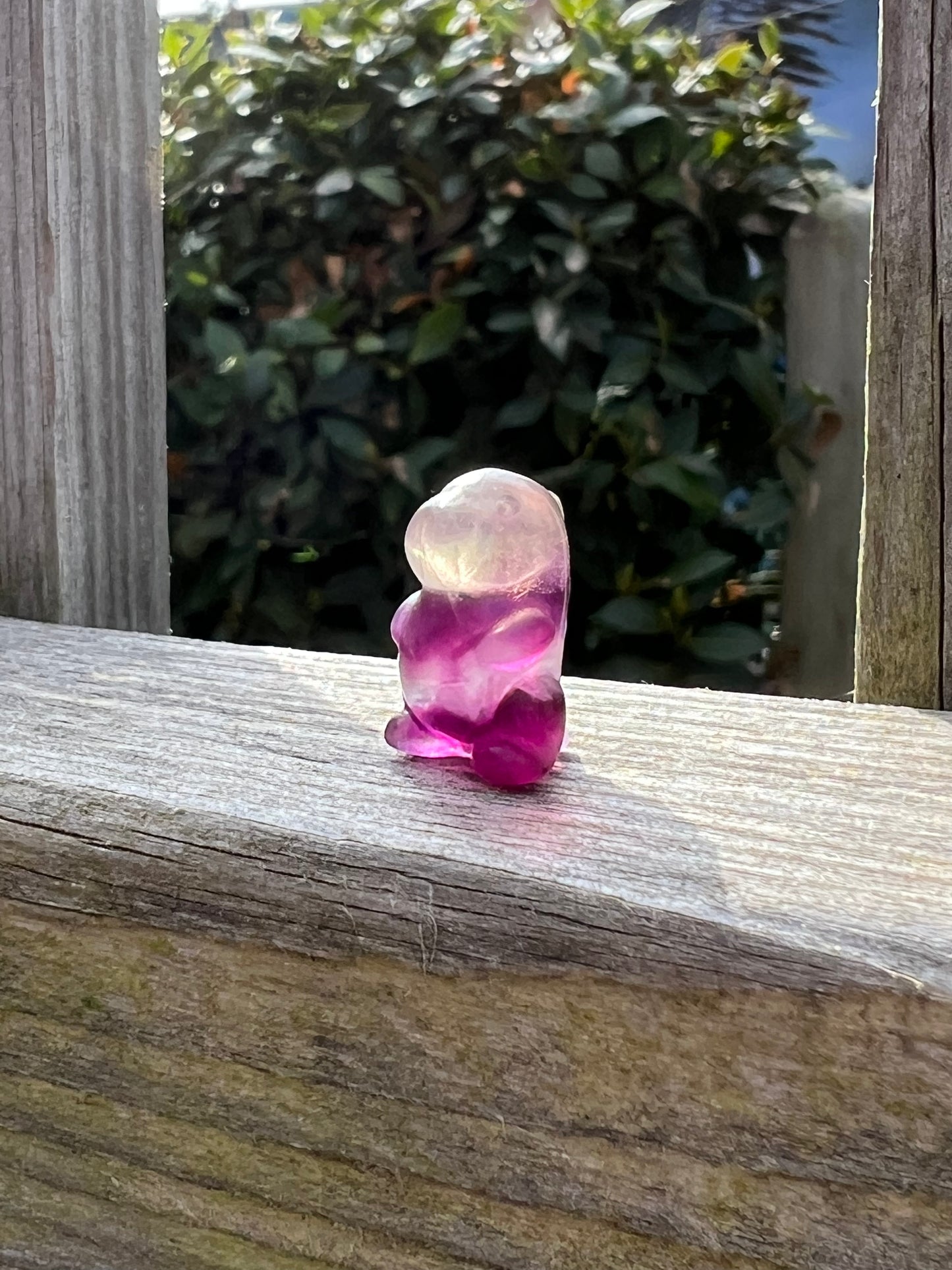Mini dino carving (fluorite)