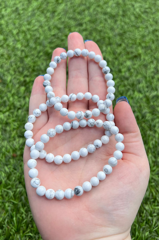 Howlite 6mm bead bracelet