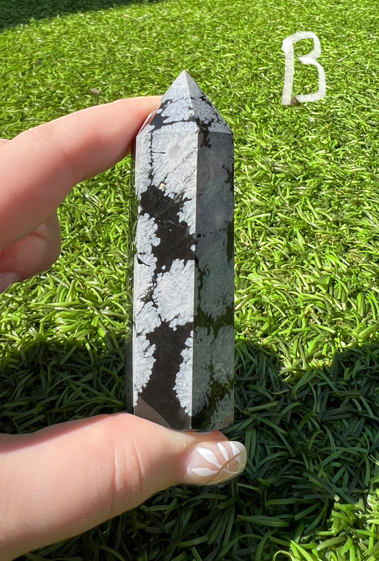Snowflake obsidian points
