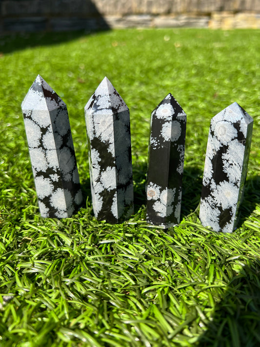 Snowflake obsidian points