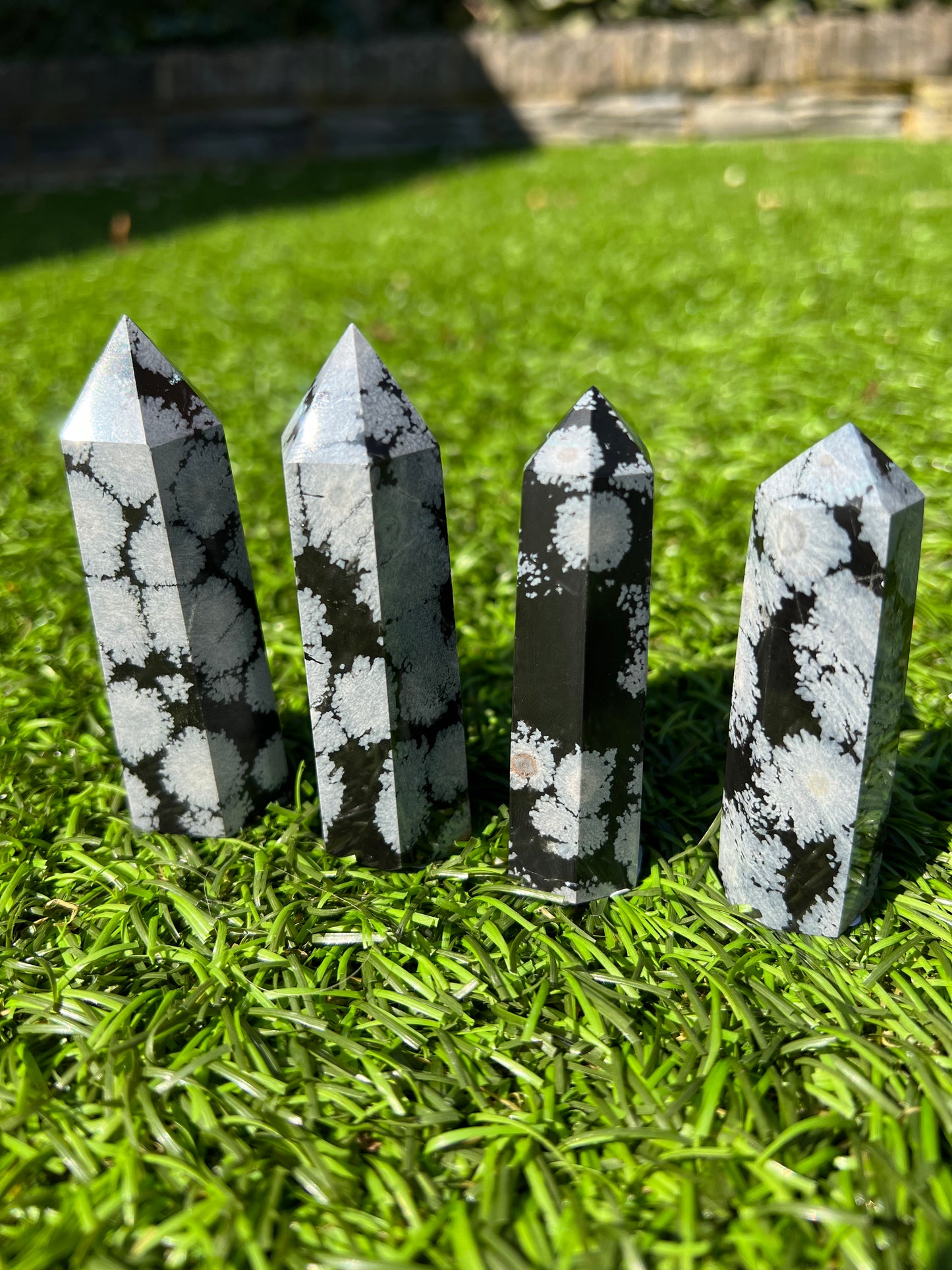Snowflake obsidian points