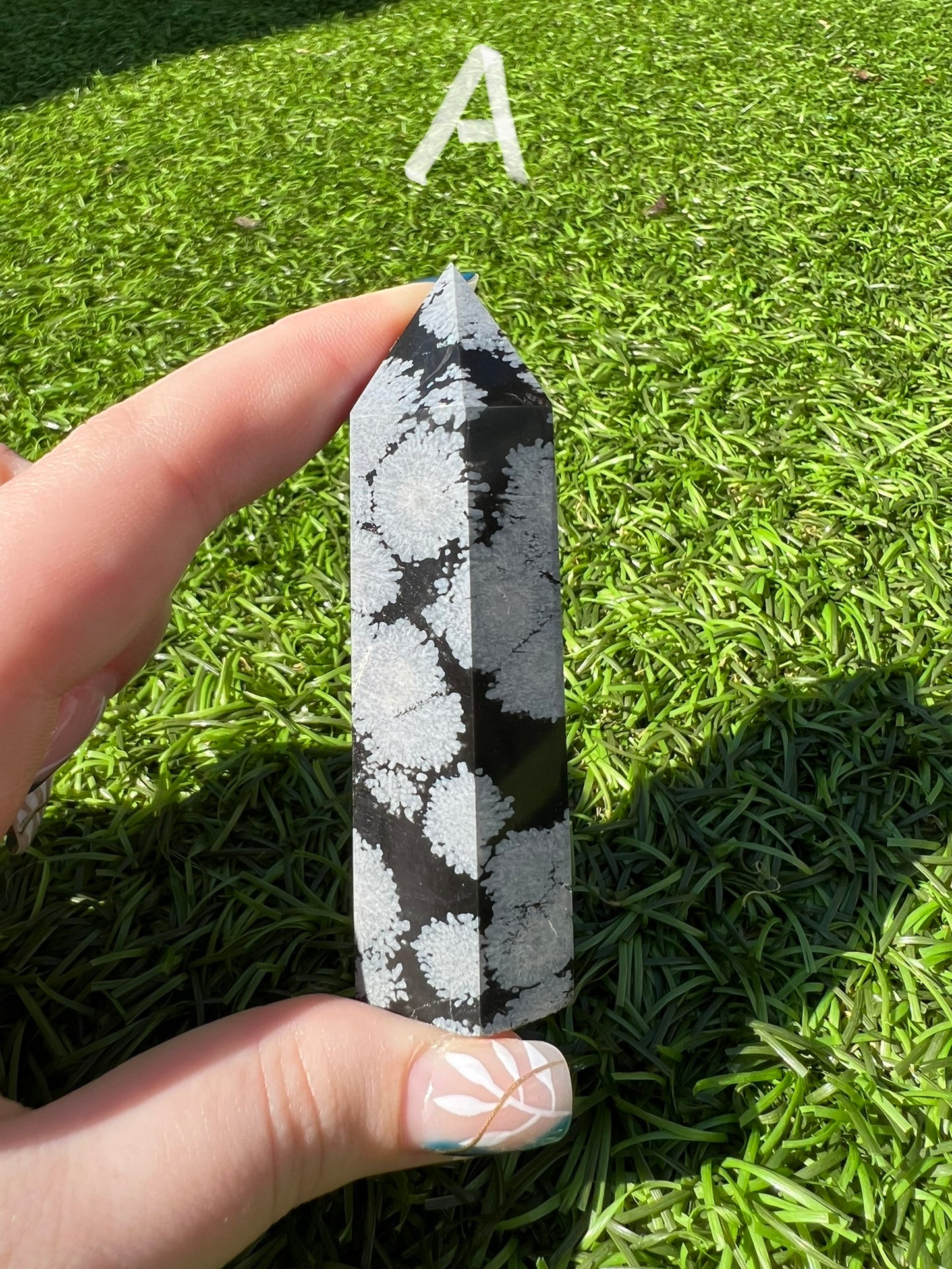 Snowflake obsidian points